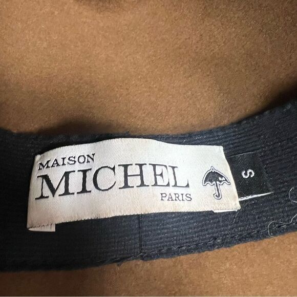 Maison Michel Paris felt brown fedora hat.  Size Sm